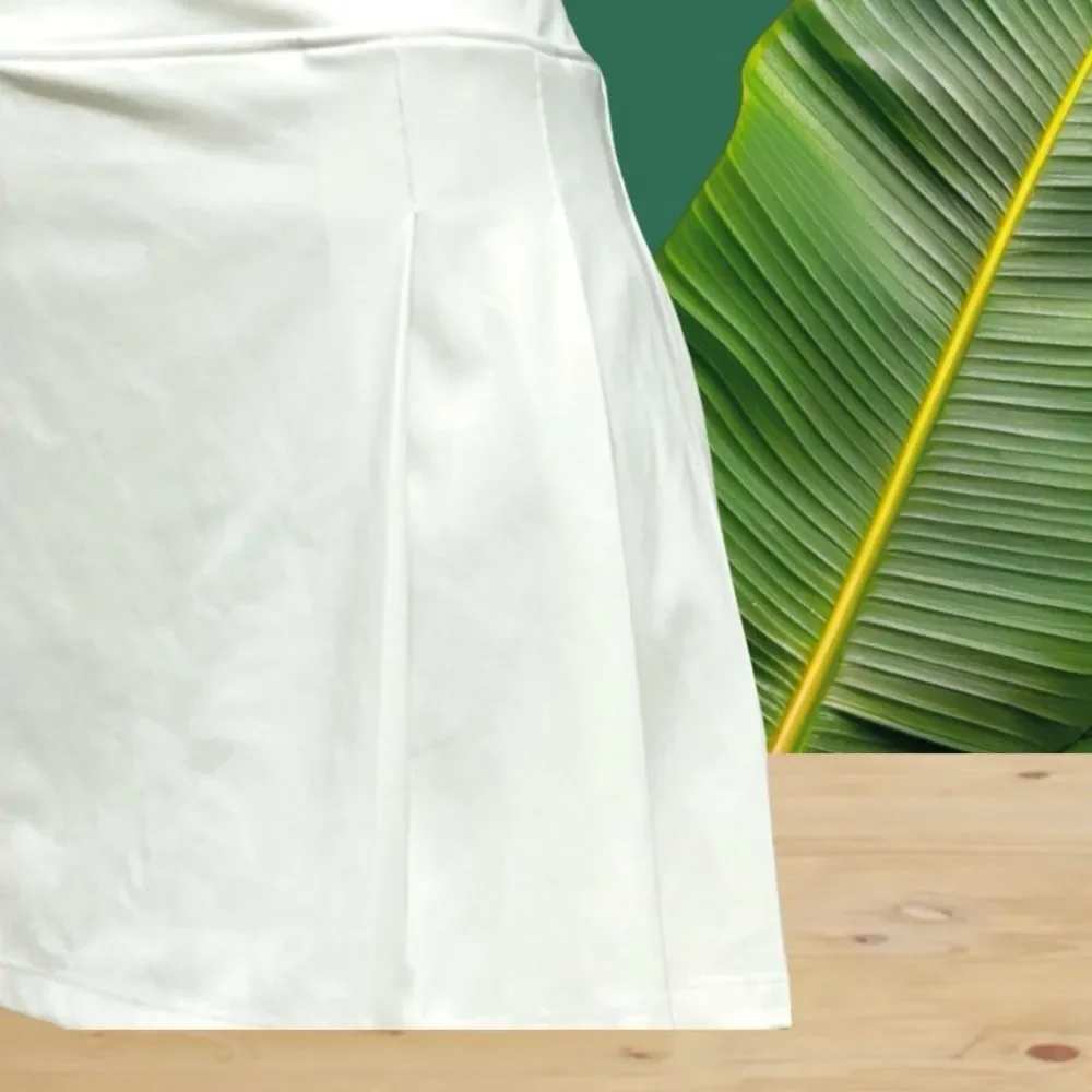 Tommy Bahama Skirt Skort Golf Activewear White Pleated Pull On Inside/Pocket